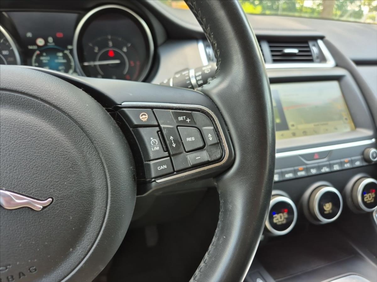 Jaguar E-Pace 2,0 D150 S AWD Jaguar E-Pace 2,0 D150 S AWD