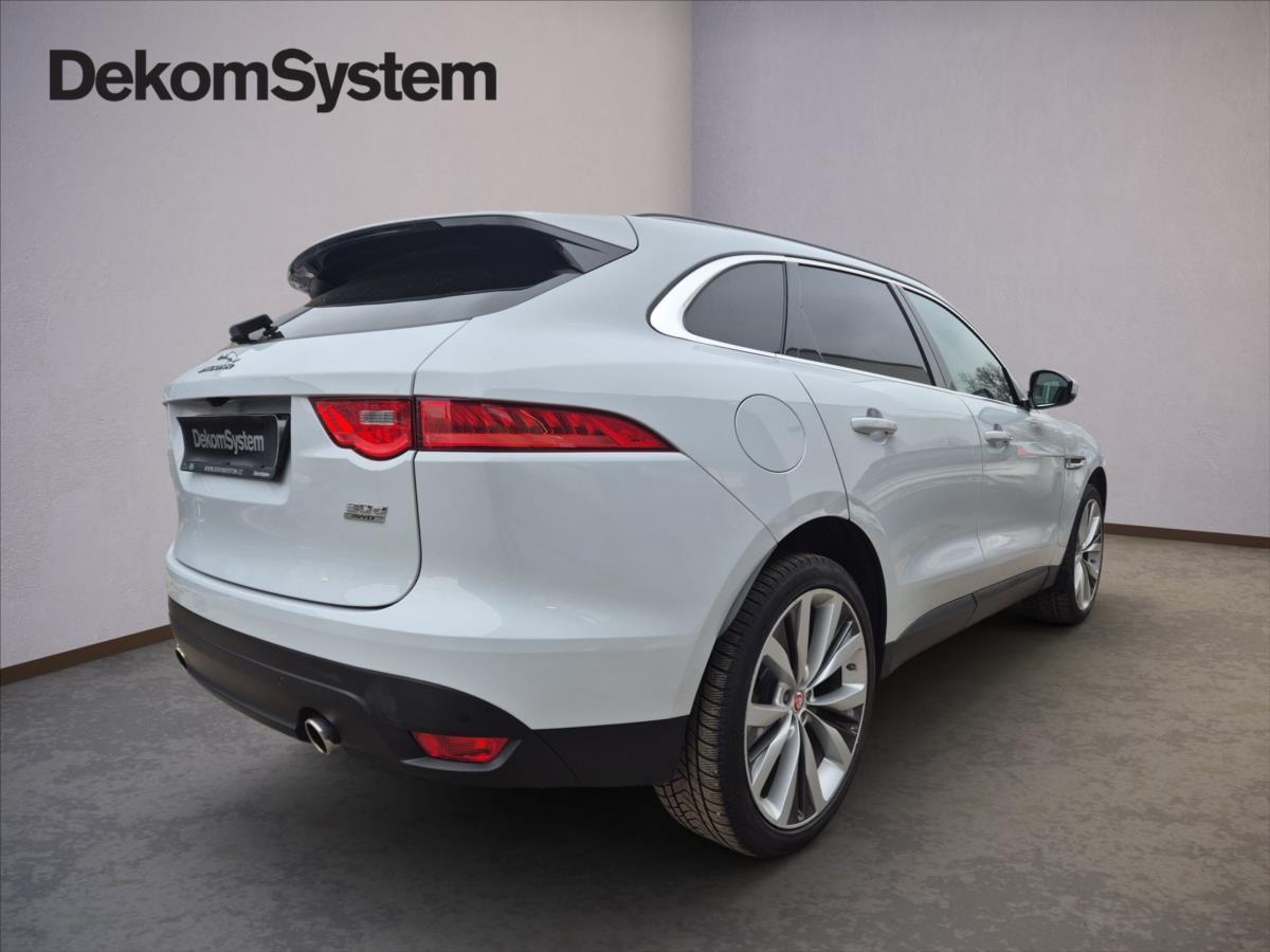 Jaguar F-Pace 3,0 30d AWD Porfolio Jaguar F-Pace 3,0 30d AWD Porfolio