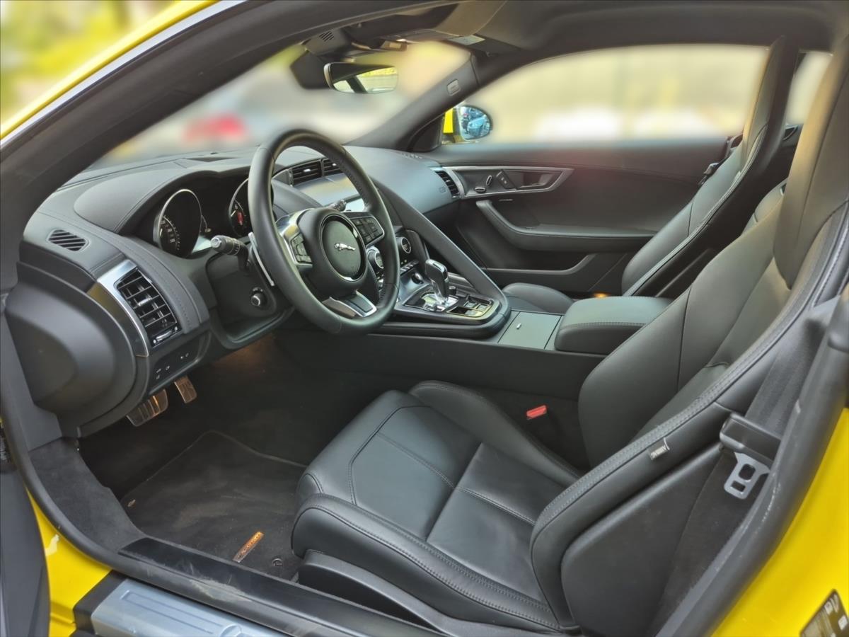 Jaguar F-Type 3,0 P380 RWD YUNNAN YELLOW Jaguar F-Type 3,0 P380 RWD YUNNAN YELLOW