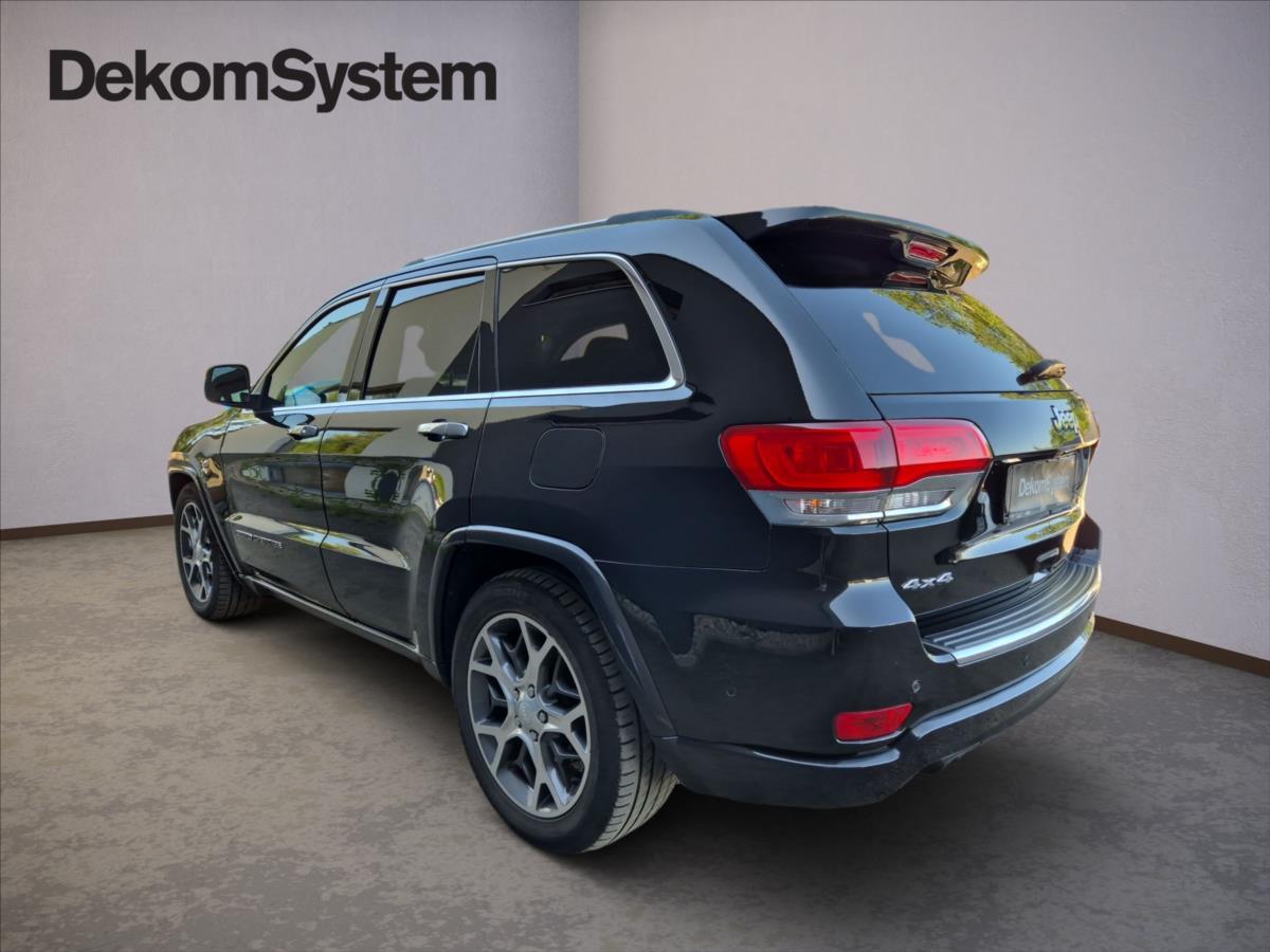 Jeep Grand Cherokee 3,0 CRD Overland 4X4 DPH Jeep Grand Cherokee 3,0 CRD Overland 4X4 DPH