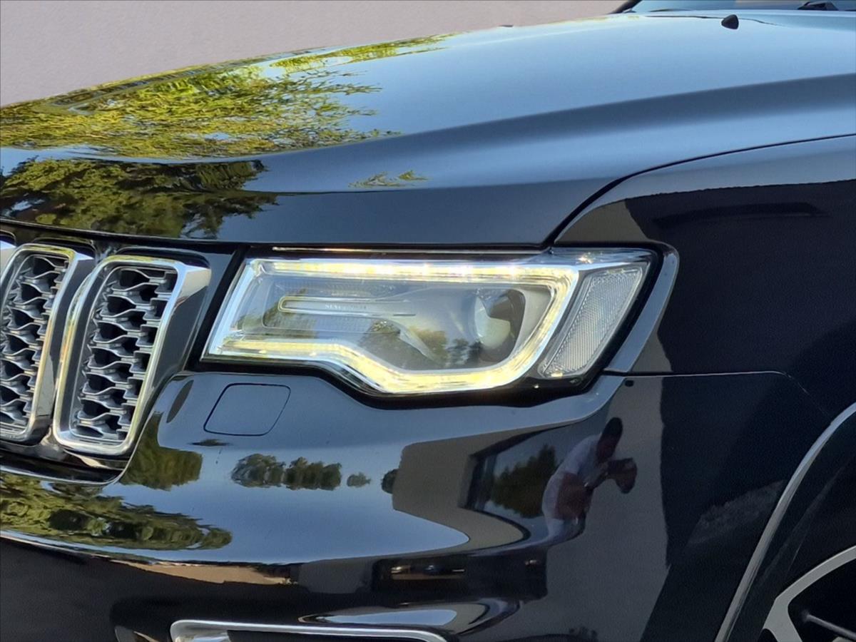 Jeep Grand Cherokee 3,0 CRD Overland 4X4 DPH Jeep Grand Cherokee 3,0 CRD Overland 4X4 DPH