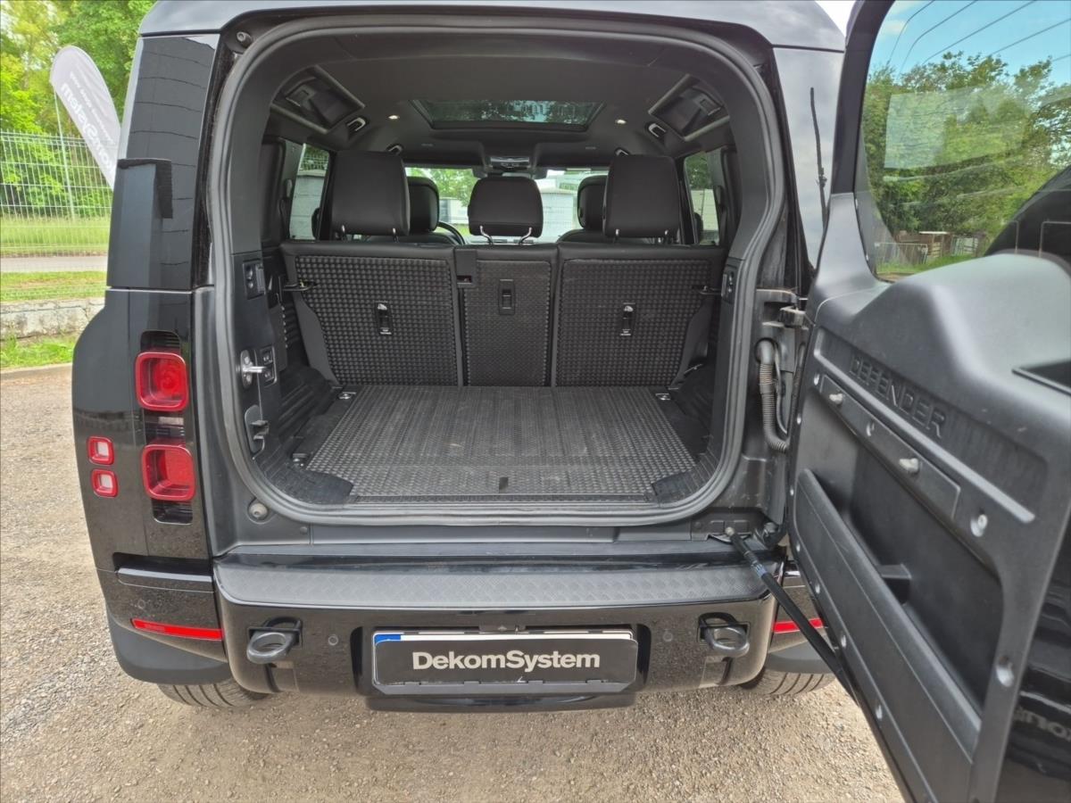 Land Rover Defender 3,0 110 D300 HSE Land Rover Defender 3,0 110 D300 HSE