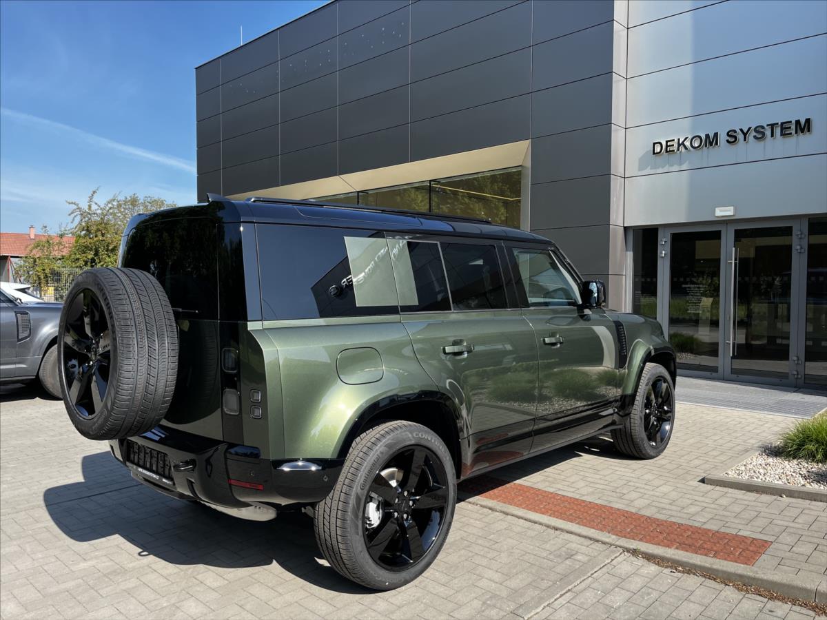 Land Rover Defender 3,0 110 X-Dynamic SE D200 AWD Land Rover Defender 3,0 110 X-Dynamic SE D200 AWD