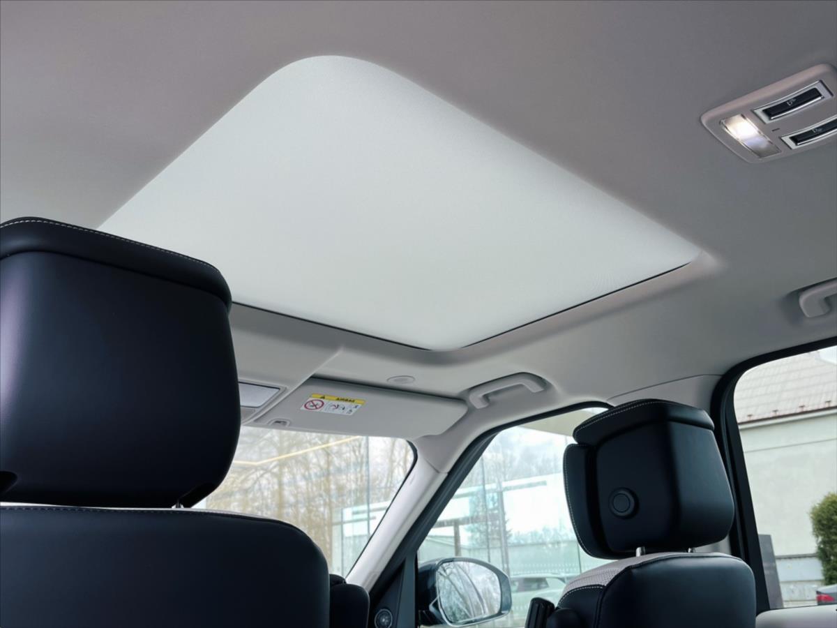 Land Rover Discovery 3,0 Dynamic HSE D350 AWD Land Rover Discovery 3,0 Dynamic HSE D350 AWD