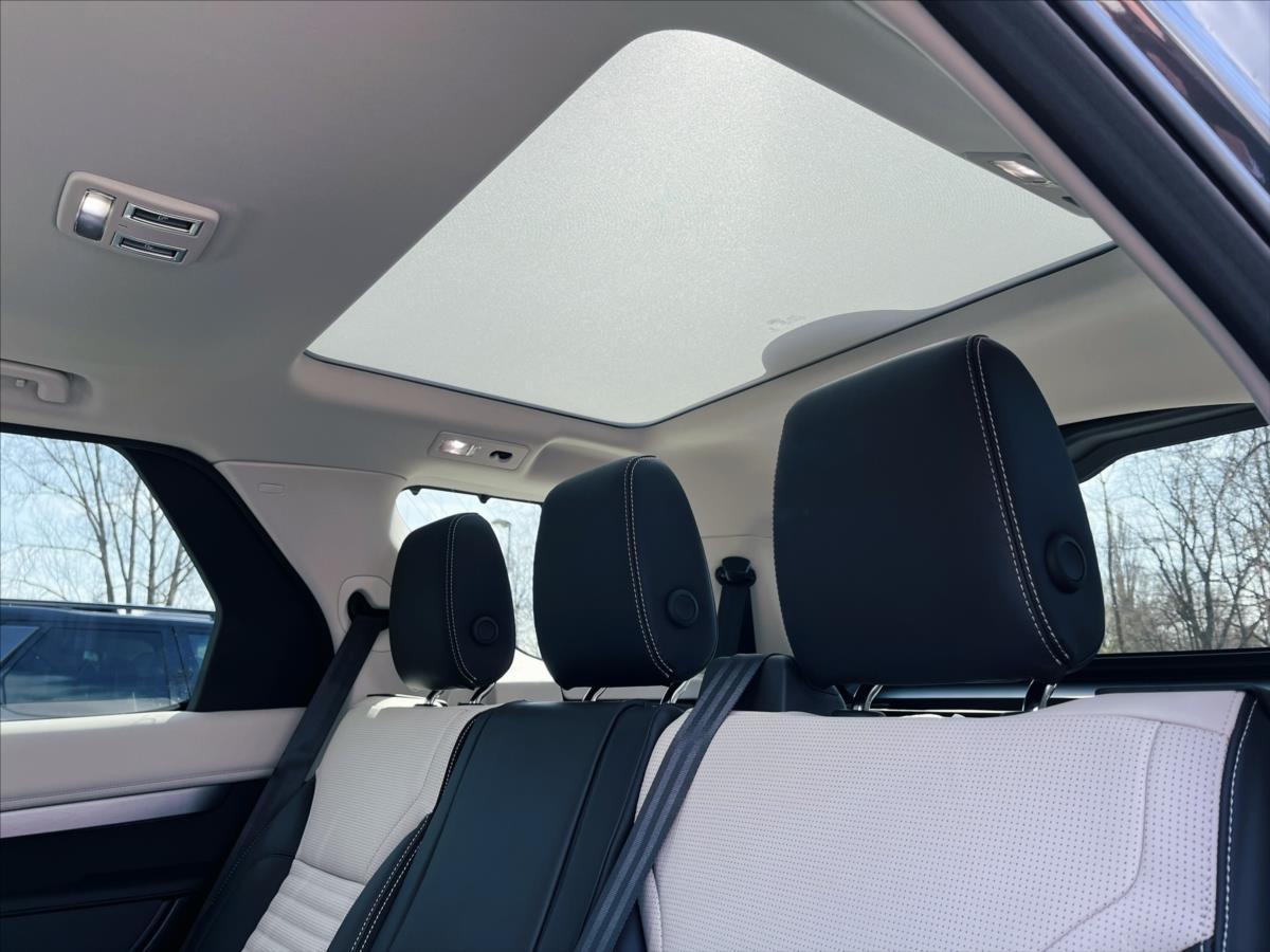 Land Rover Discovery 3,0 Dynamic HSE D350 AWD Land Rover Discovery 3,0 Dynamic HSE D350 AWD