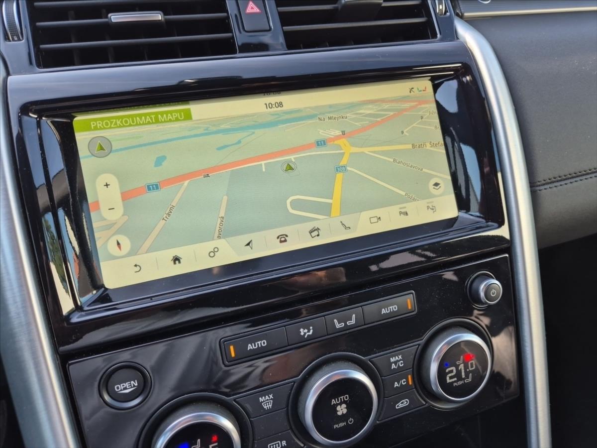 Land Rover Discovery 3,0 TDV6 4x4 5 Land Rover Discovery 3,0 TDV6 4x4 5