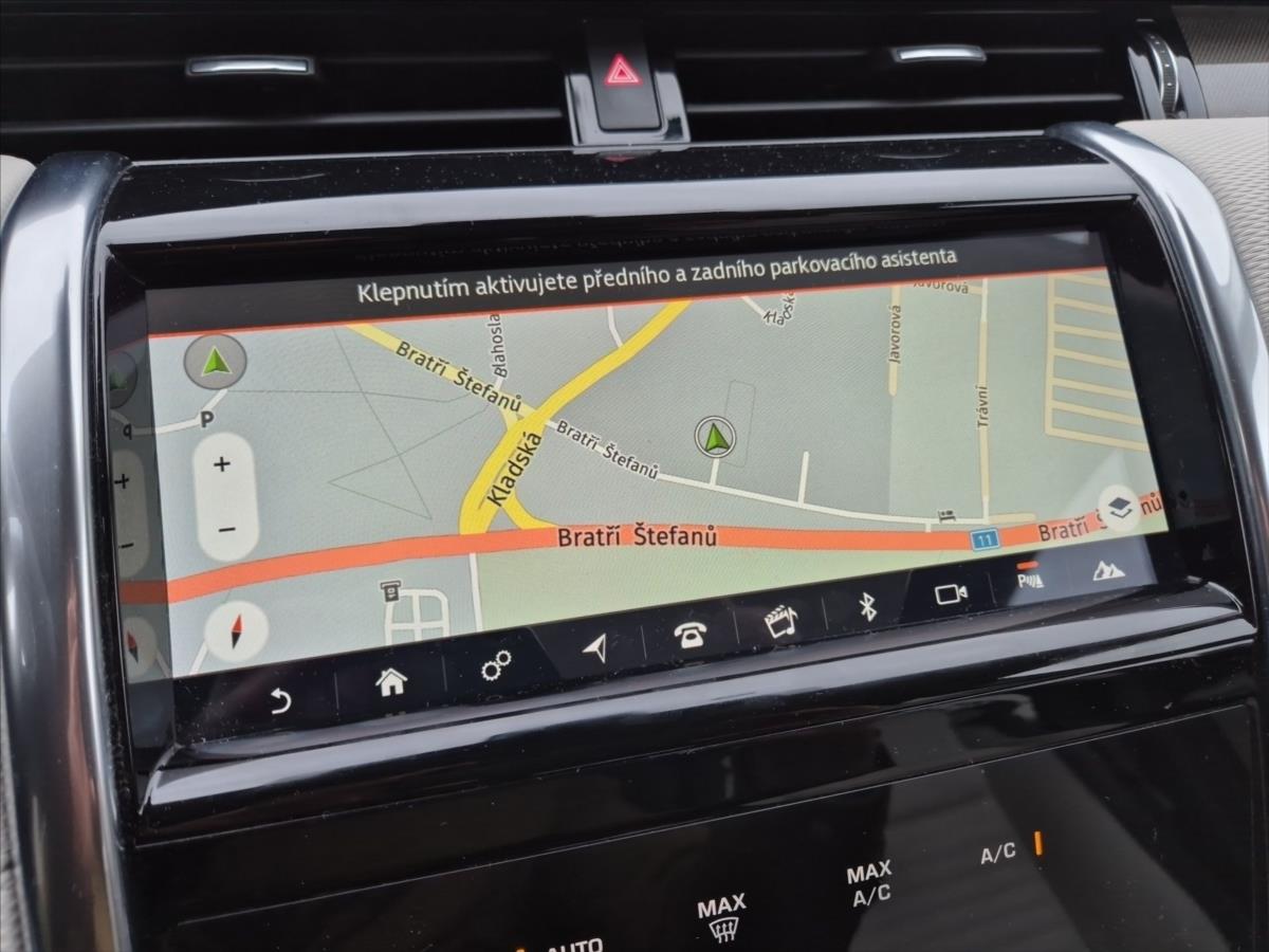 Land Rover Discovery Sport 2,0 D180 SE Land Rover Discovery Sport 2,0 D180 SE