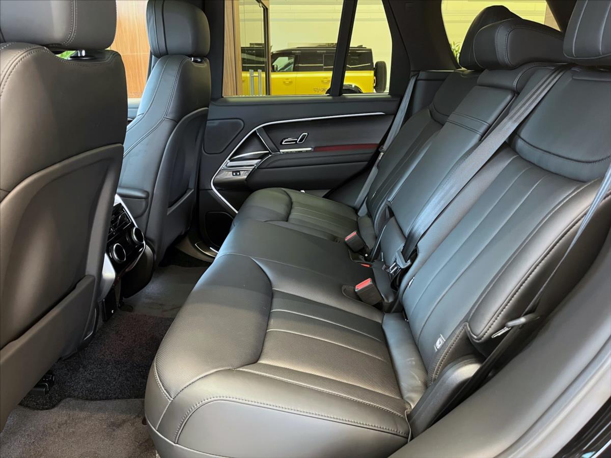 Land Rover Range Rover 3,0 SWB HSE D300 AWD Land Rover Range Rover 3,0 SWB HSE D300 AWD