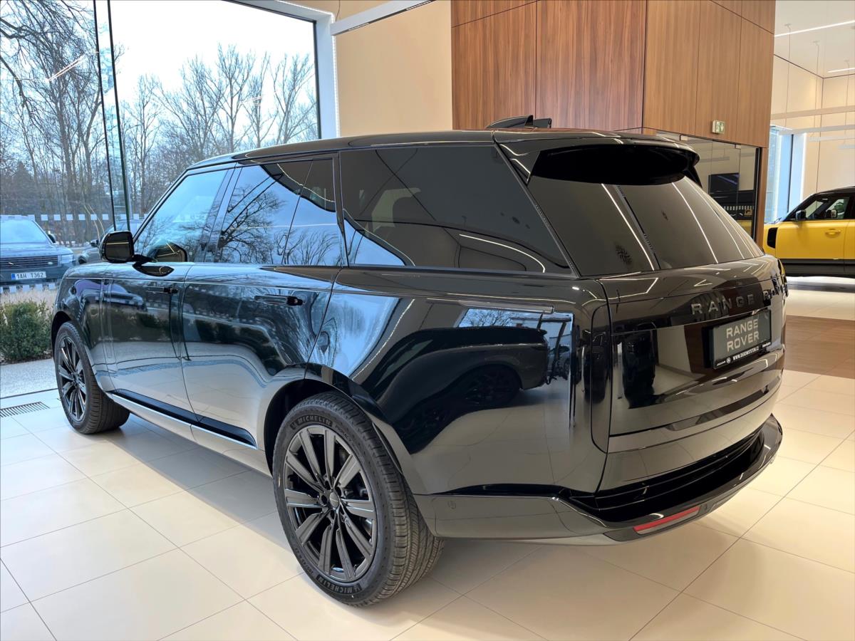 Land Rover Range Rover 3,0 SWB HSE D300 AWD Land Rover Range Rover 3,0 SWB HSE D300 AWD