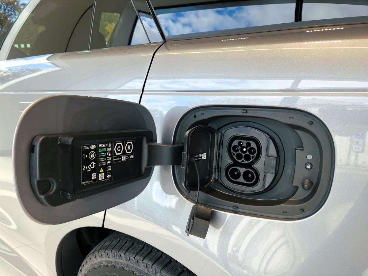 Land Rover Range Rover Sport 3,0 Dynamic HSE P460e PHEV AWD Land Rover Range Rover Sport 3,0 Dynamic HSE P460e PHEV AWD