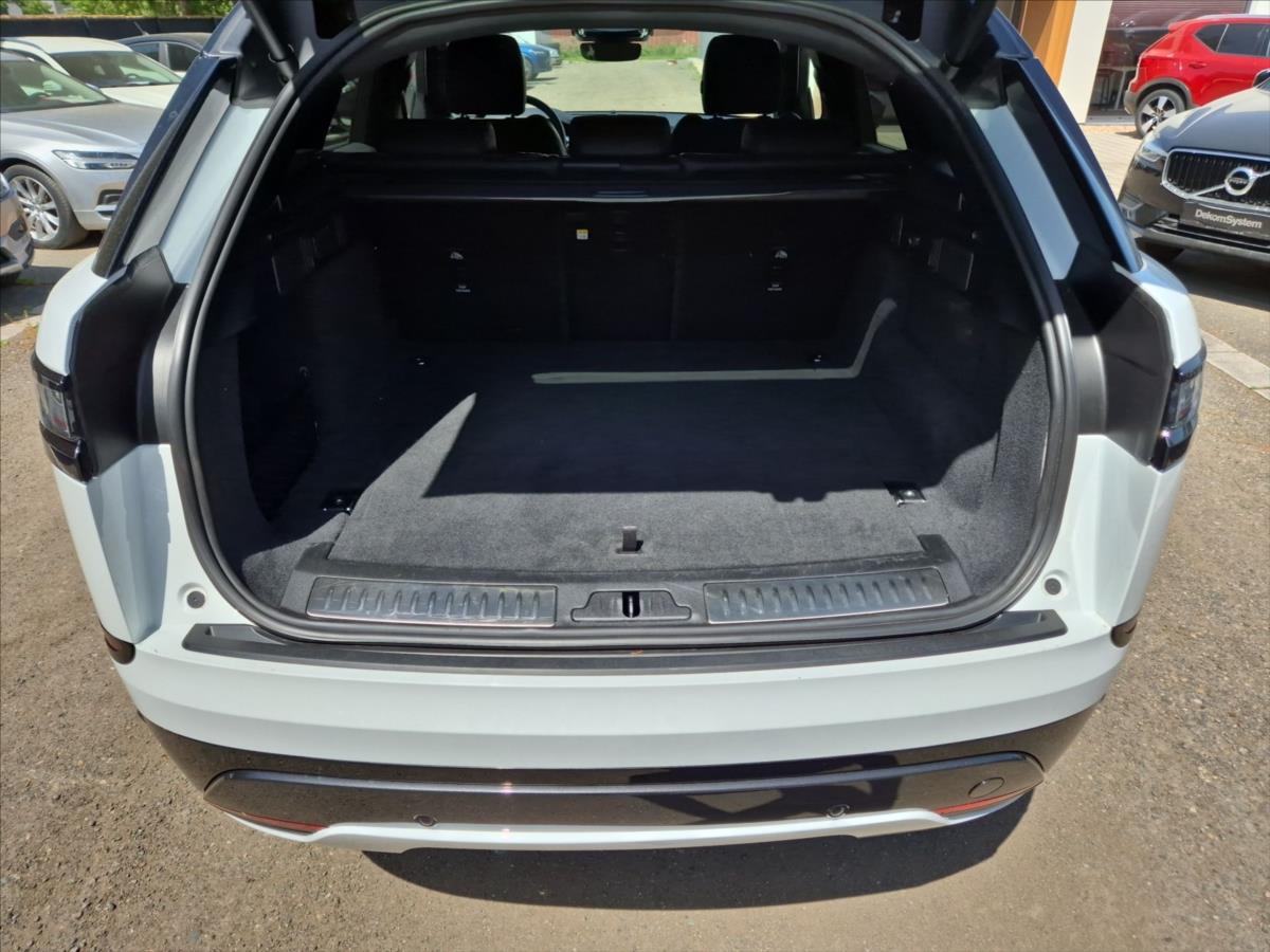 Land Rover Range Rover Velar 2,0 D200 AWD SE Land Rover Range Rover Velar 2,0 D200 AWD SE