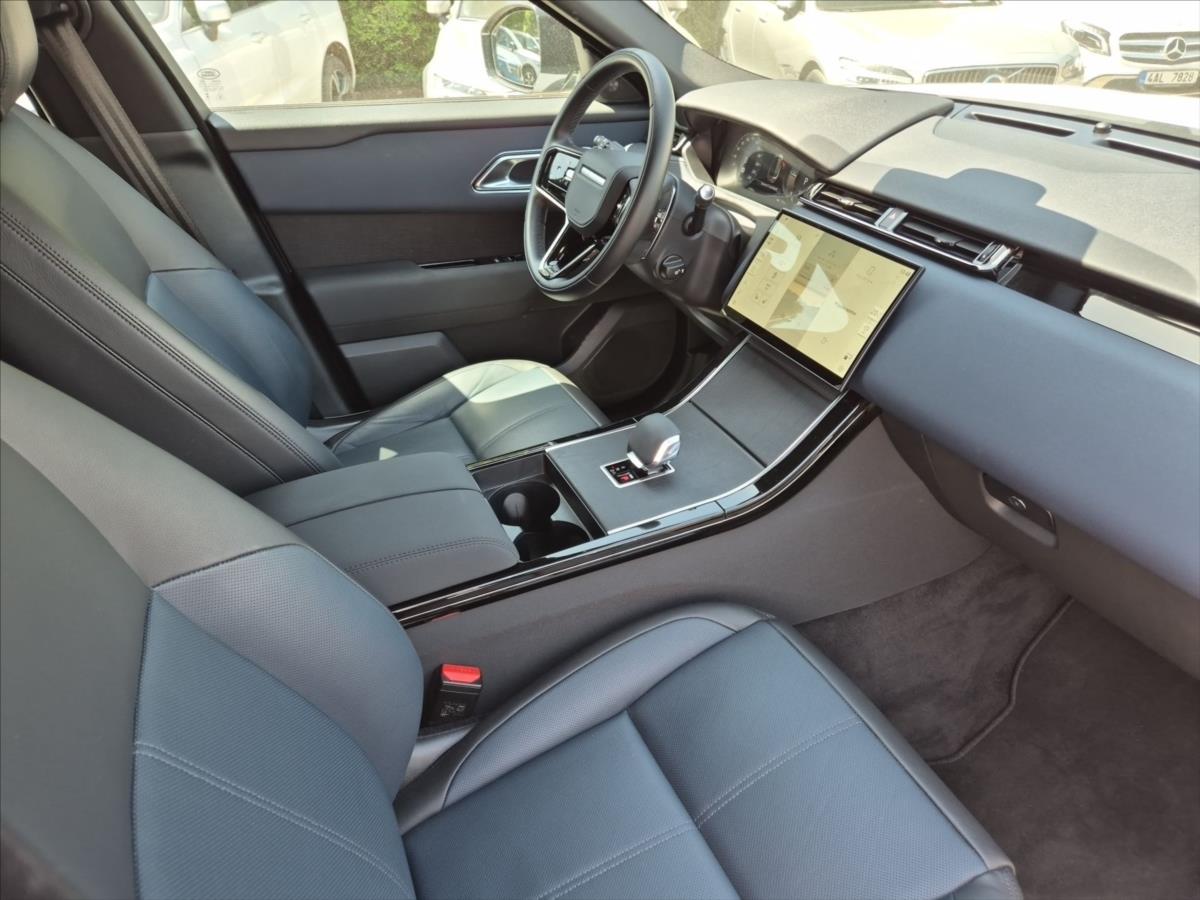 Land Rover Range Rover Velar 2,0 D200 AWD SE Land Rover Range Rover Velar 2,0 D200 AWD SE