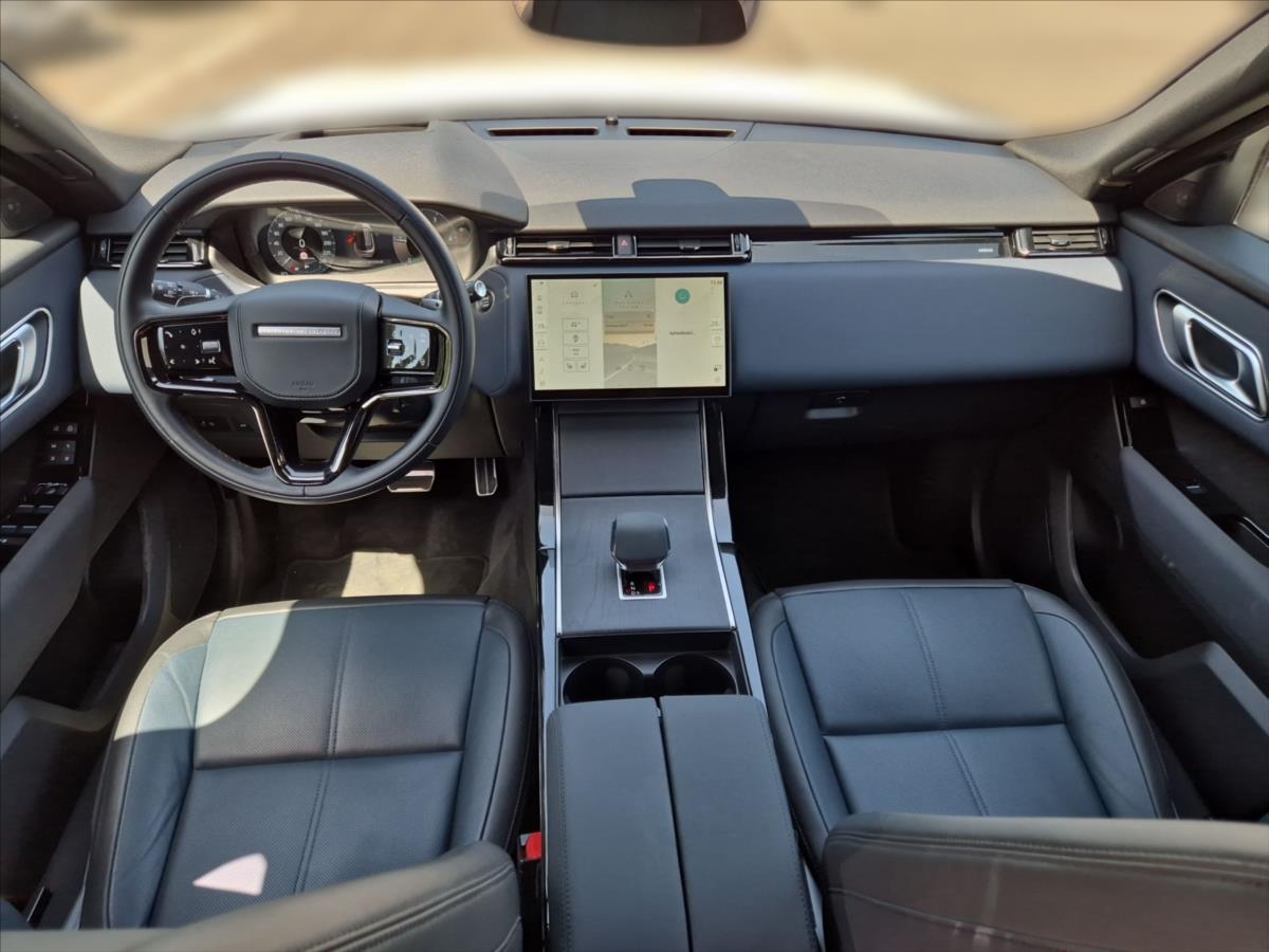 Land Rover Range Rover Velar 2,0 D200 AWD SE Land Rover Range Rover Velar 2,0 D200 AWD SE