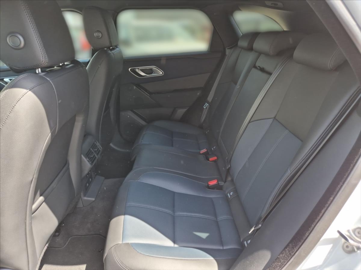 Land Rover Range Rover Velar 2,0 D200 AWD SE Land Rover Range Rover Velar 2,0 D200 AWD SE