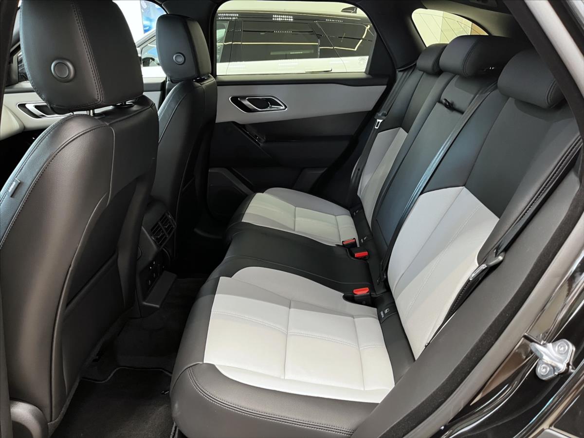 Land Rover Range Rover Velar 3,0 Dynamic SE D300 AWD Land Rover Range Rover Velar 3,0 Dynamic SE D300 AWD