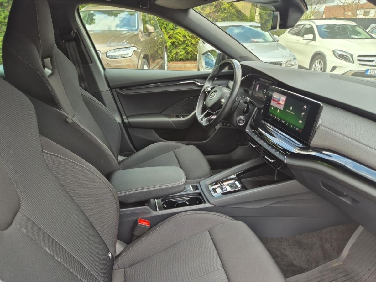 Škoda Octavia 2,0 TDi SportLine DSG Škoda Octavia 2,0 TDi SportLine DSG