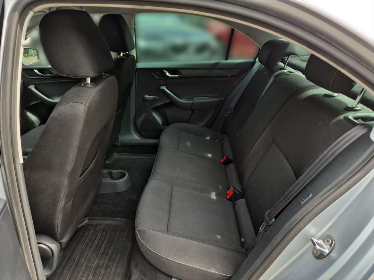 Škoda Rapid 1,6 TDi Škoda Rapid 1,6 TDi