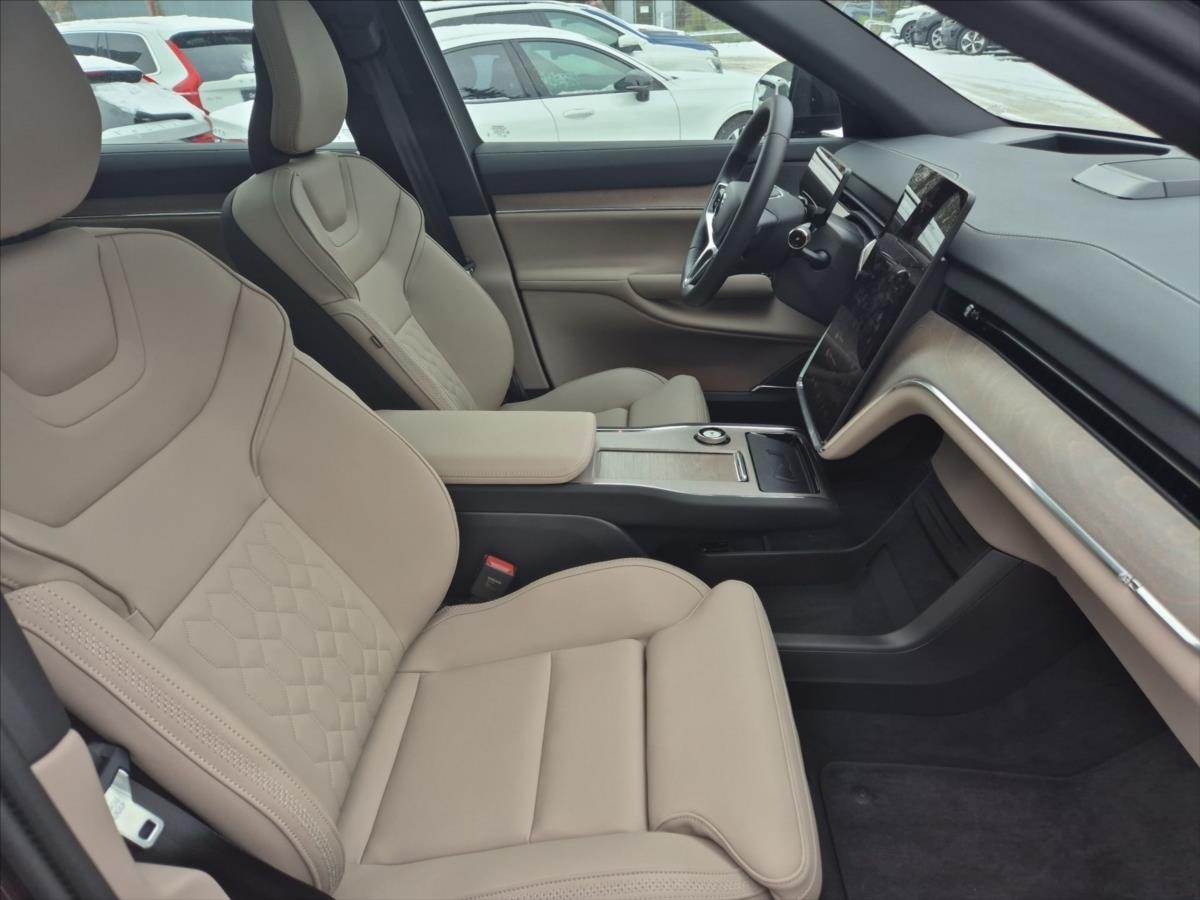 Volvo EX90 TWIN Performance 7 MÍST BOSE Volvo EX90 TWIN Performance 7 MÍST BOSE