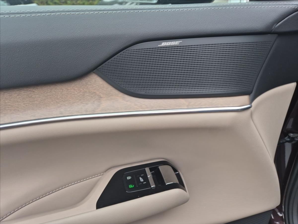 Volvo EX90 TWIN Performance 7 MÍST BOSE Volvo EX90 TWIN Performance 7 MÍST BOSE