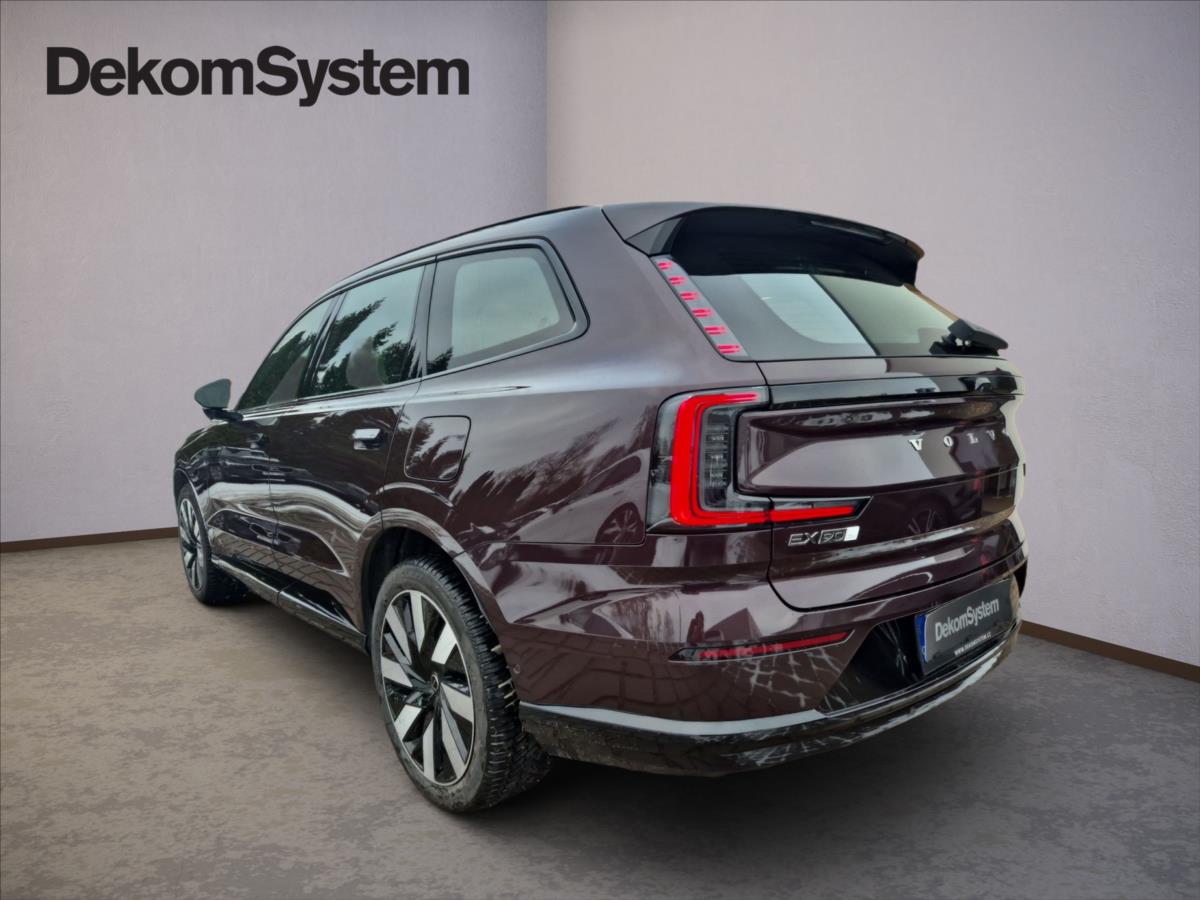 Volvo EX90 TWIN Performance 7 MÍST BOSE Volvo EX90 TWIN Performance 7 MÍST BOSE