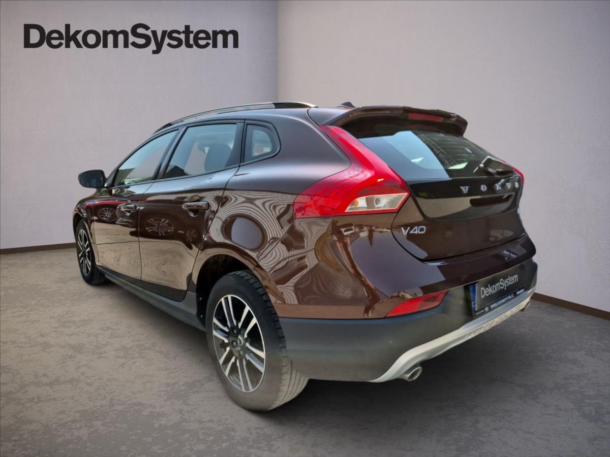 Volvo V40 2,0 D3 Cross Country Volvo V40 2,0 D3 Cross Country
