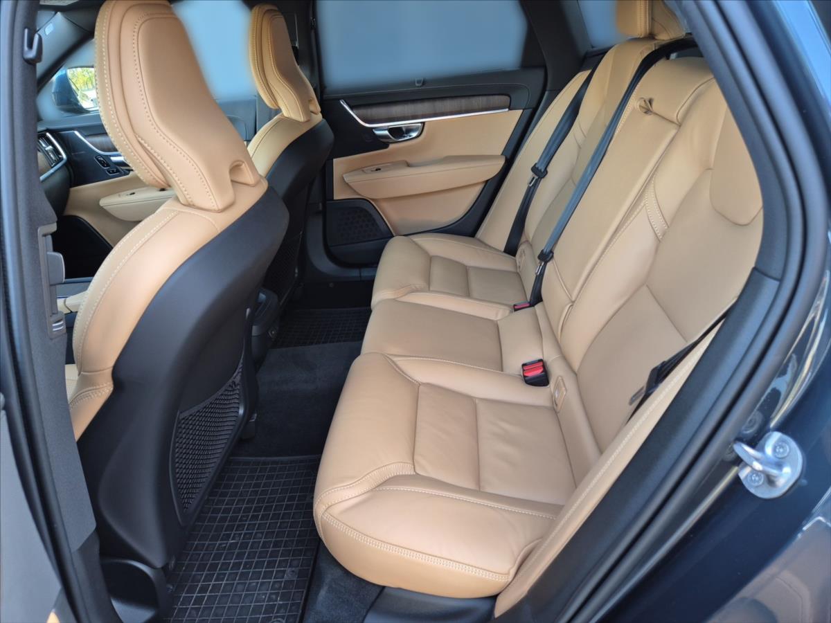 Volvo V90 2,0 Cross Country B4 AWD diese Volvo V90 2,0 Cross Country B4 AWD diese