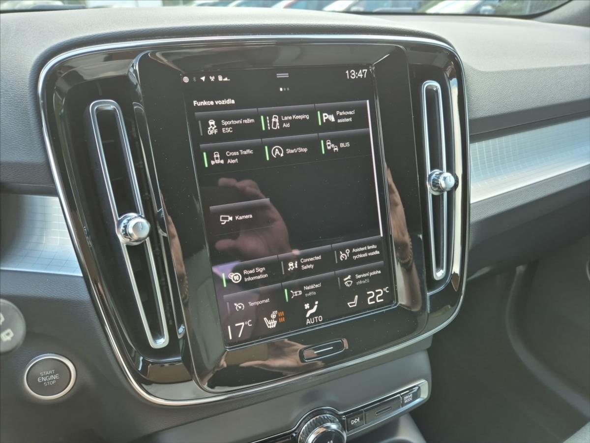 Volvo XC40 1,5 T2 FWD Momentum Volvo XC40 1,5 T2 FWD Momentum