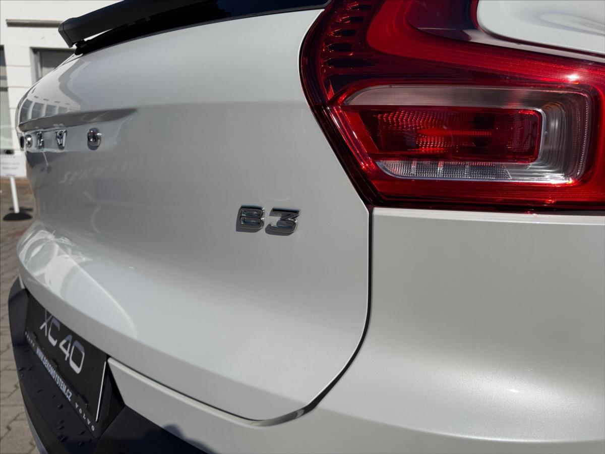 Volvo XC40 2,0 B3 Core 8273 Volvo XC40 2,0 B3 Core 8273