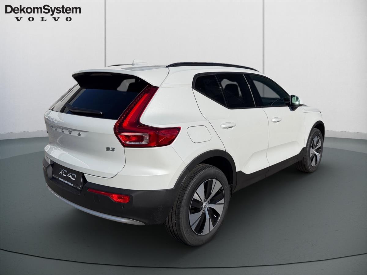 Volvo XC40 2,0 B3 Core 8273 Volvo XC40 2,0 B3 Core 8273