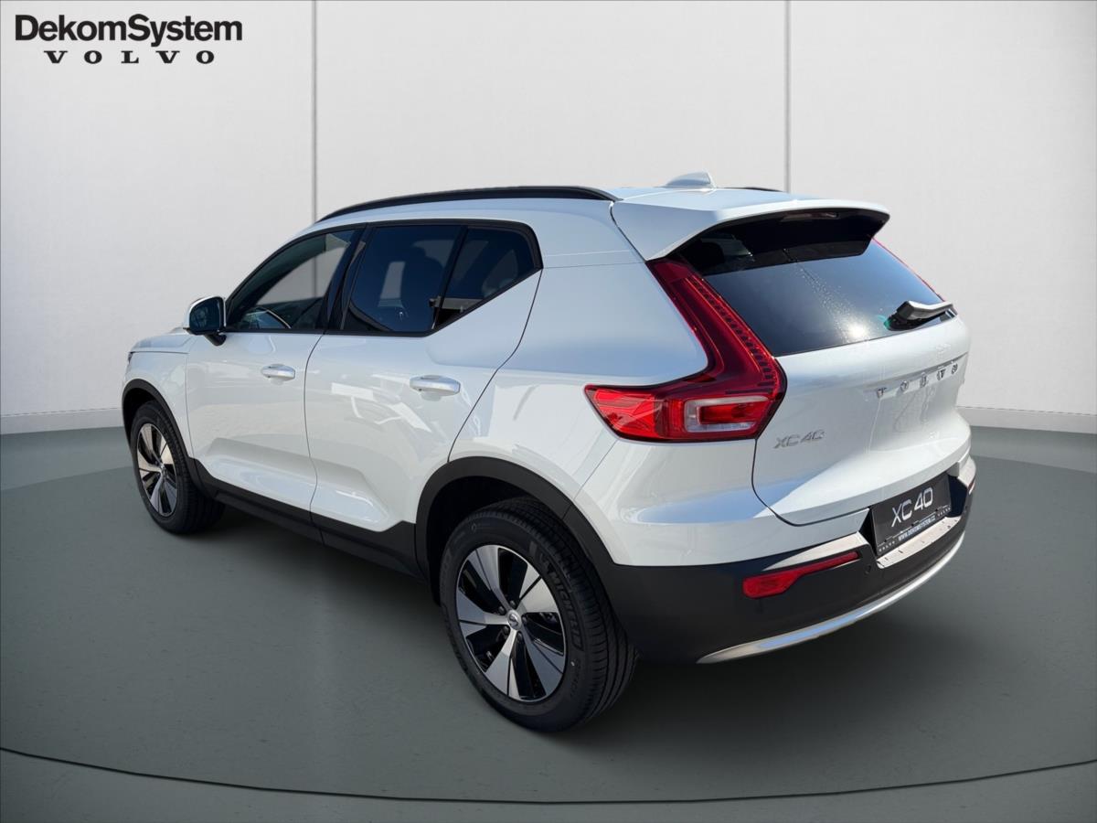 Volvo XC40 2,0 B3 Core 8273 Volvo XC40 2,0 B3 Core 8273