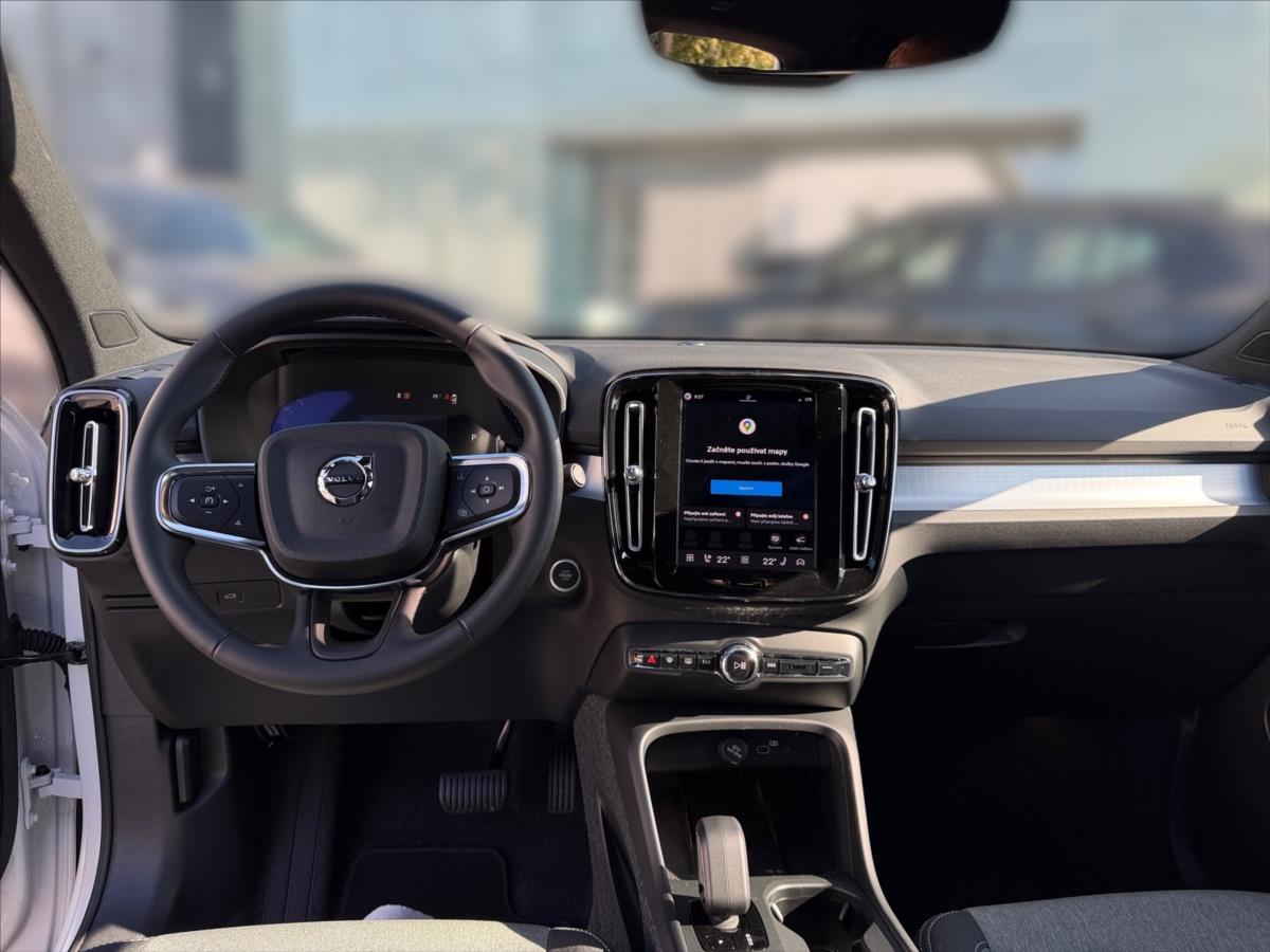 Volvo XC40 2,0 B3 Core 8273 Volvo XC40 2,0 B3 Core 8273