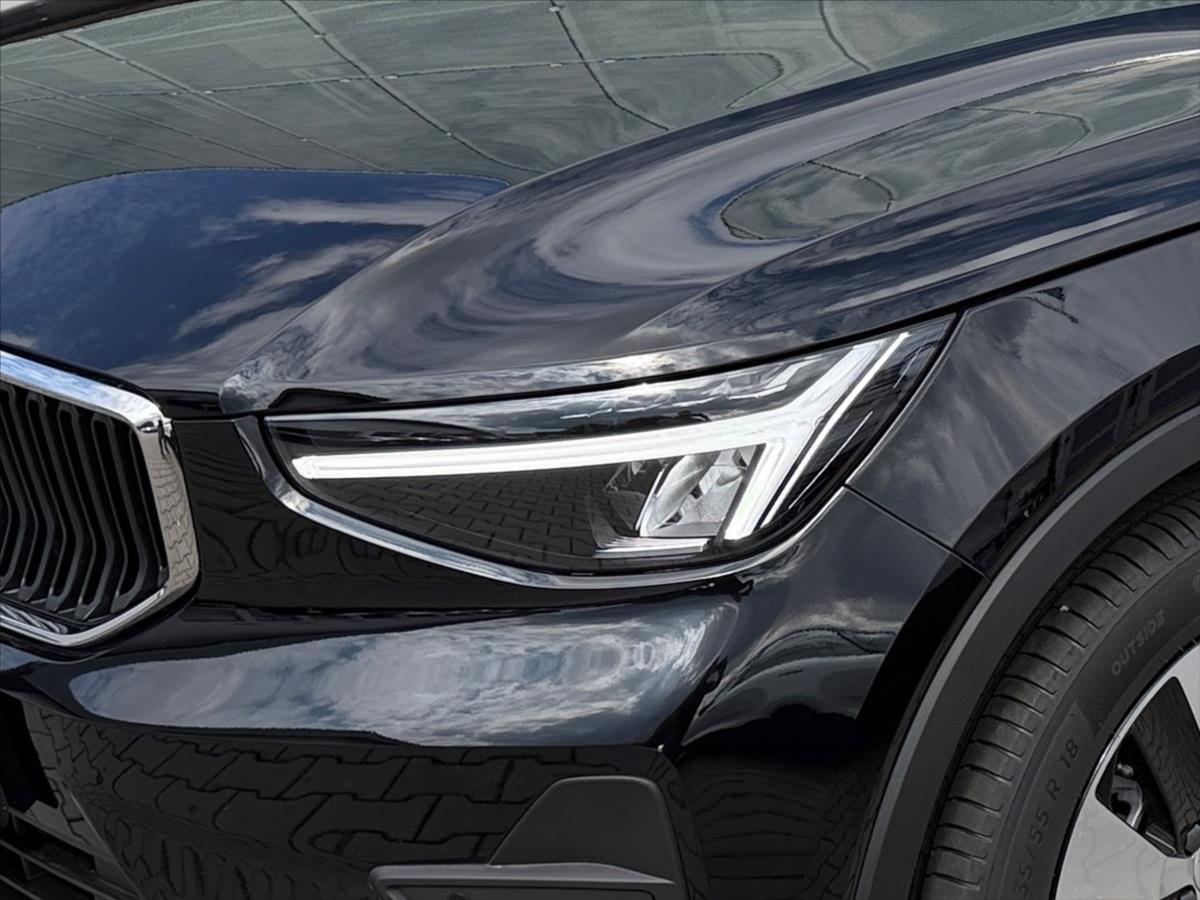 Volvo XC40 2,0 B3 Core 8378 Volvo XC40 2,0 B3 Core 8378