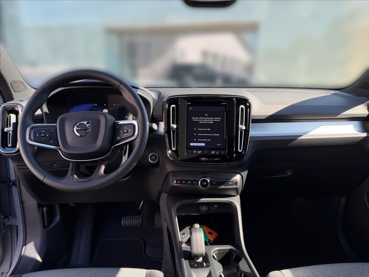 Volvo XC40 2,0 B3 Core 8438 Volvo XC40 2,0 B3 Core 8438