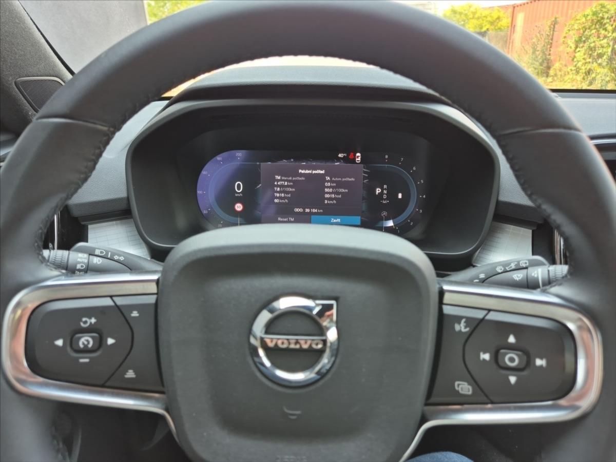 Volvo XC40 2,0 B3 Core Volvo XC40 2,0 B3 Core