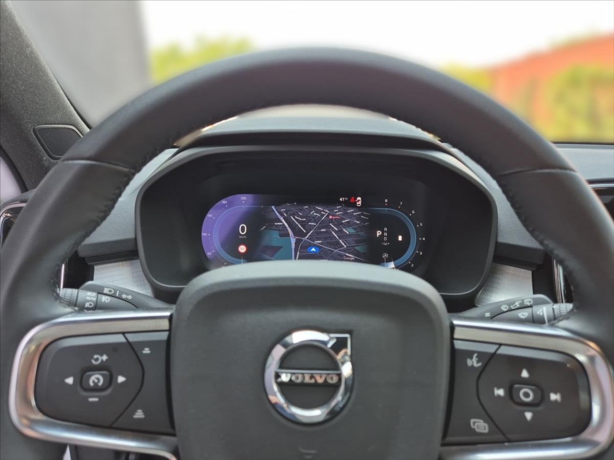 Volvo XC40 2,0 B3 Core Volvo XC40 2,0 B3 Core