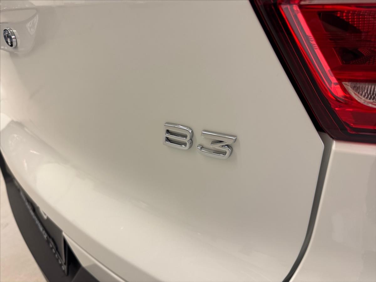 Volvo XC40 2,0 B3 Plus Dark 8247 Volvo XC40 2,0 B3 Plus Dark 8247