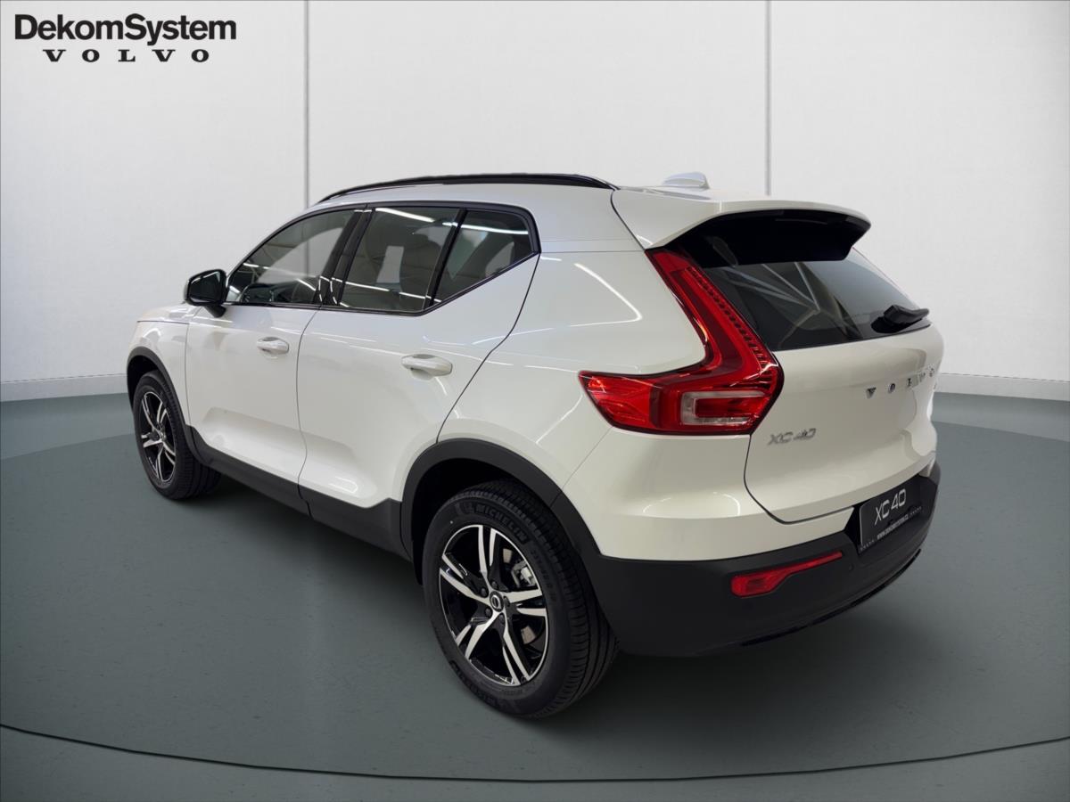 Volvo XC40 2,0 B3 Plus Dark 8247 Volvo XC40 2,0 B3 Plus Dark 8247