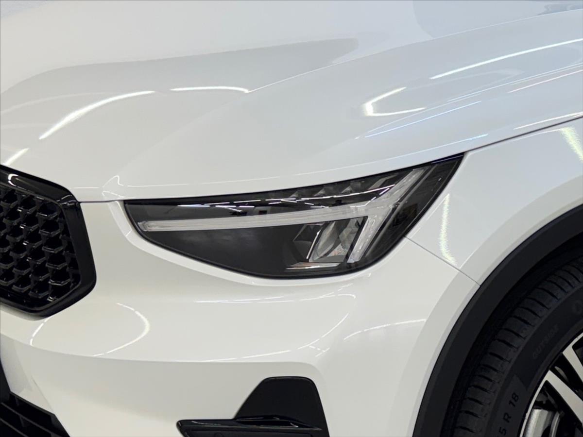 Volvo XC40 2,0 B3 Plus Dark 8247 Volvo XC40 2,0 B3 Plus Dark 8247