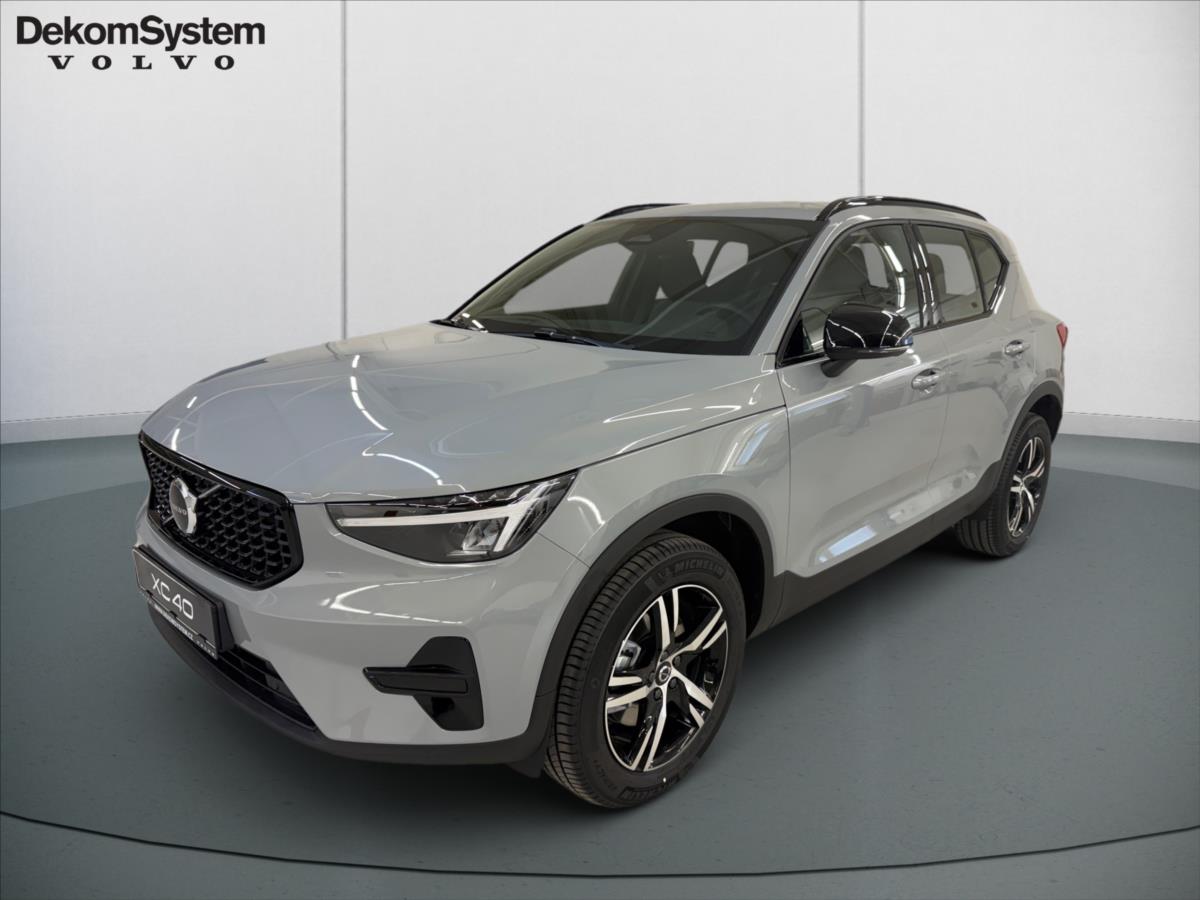 Volvo XC40 2,0 B4 FWD Plus Dark 5143 Volvo XC40 2,0 B4 FWD Plus Dark 5143
