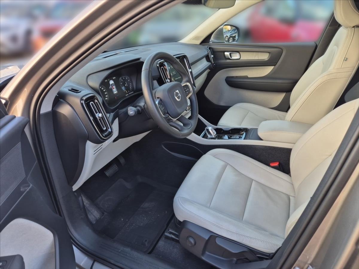 Volvo XC40 2,0 T4 AWD Inscription Volvo XC40 2,0 T4 AWD Inscription