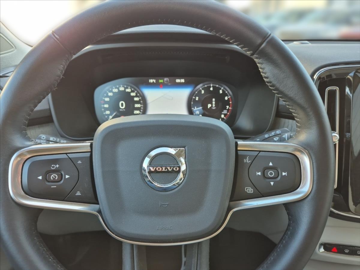 Volvo XC40 2,0 T4 AWD Inscription Volvo XC40 2,0 T4 AWD Inscription