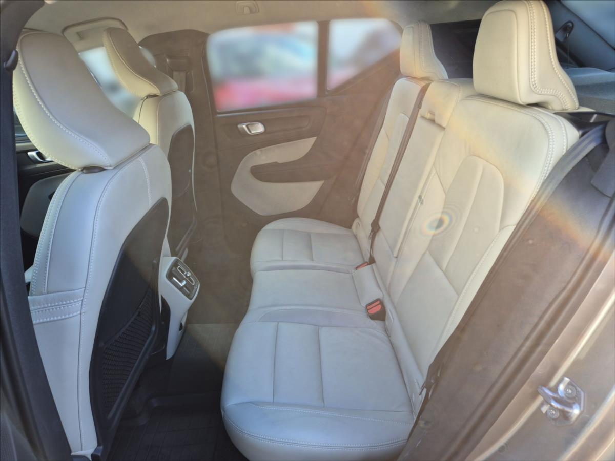 Volvo XC40 2,0 T4 AWD Inscription Volvo XC40 2,0 T4 AWD Inscription