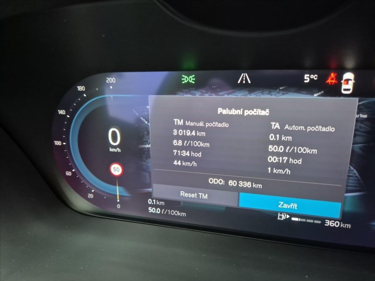 Volvo XC60 2,0 B4 AWD diesel Plus Dark Au Volvo XC60 2,0 B4 AWD diesel Plus Dark Au