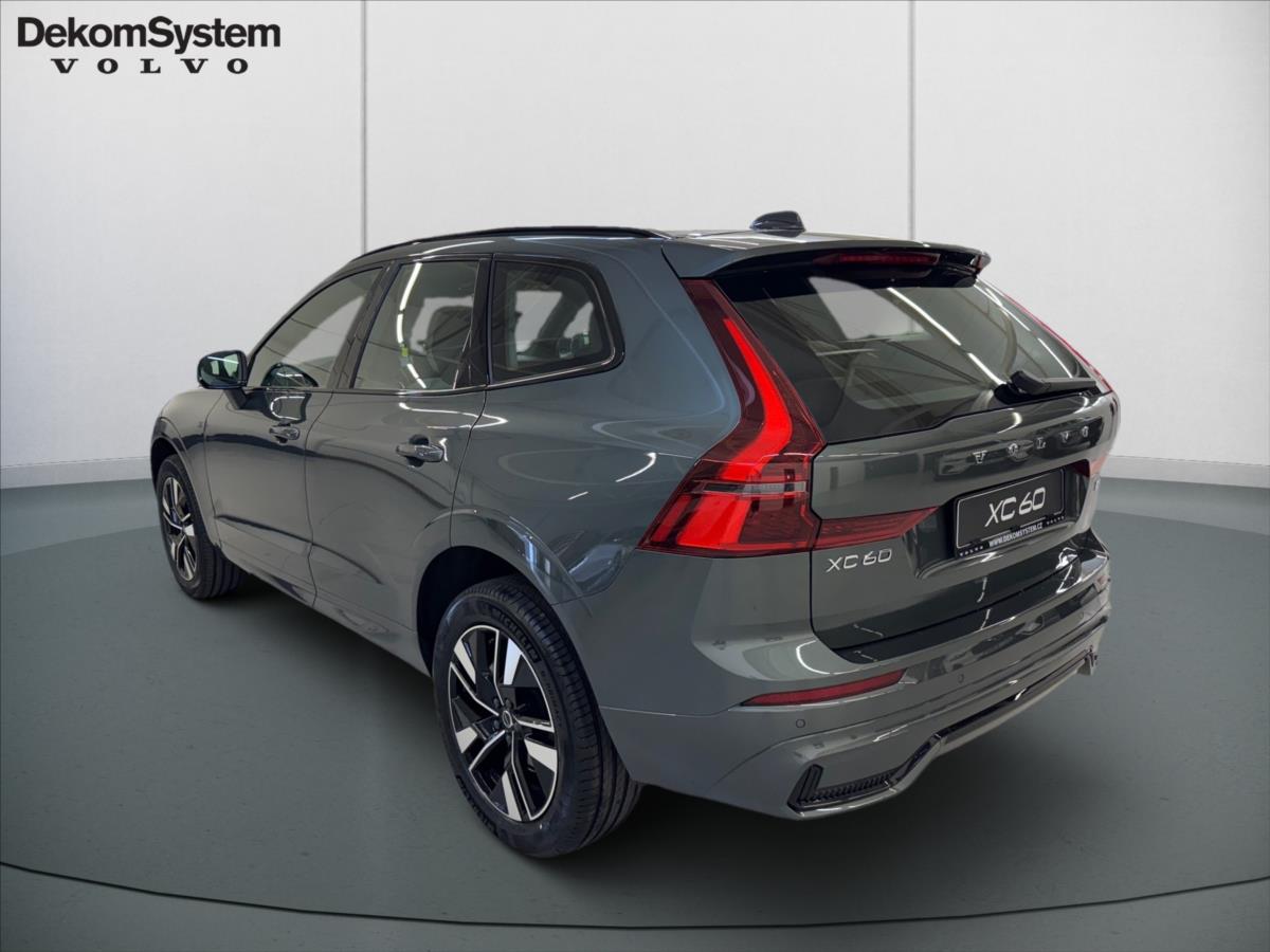 Volvo XC60 2,0 B5 AWD Plus Dark 1859 Volvo XC60 2,0 B5 AWD Plus Dark 1859