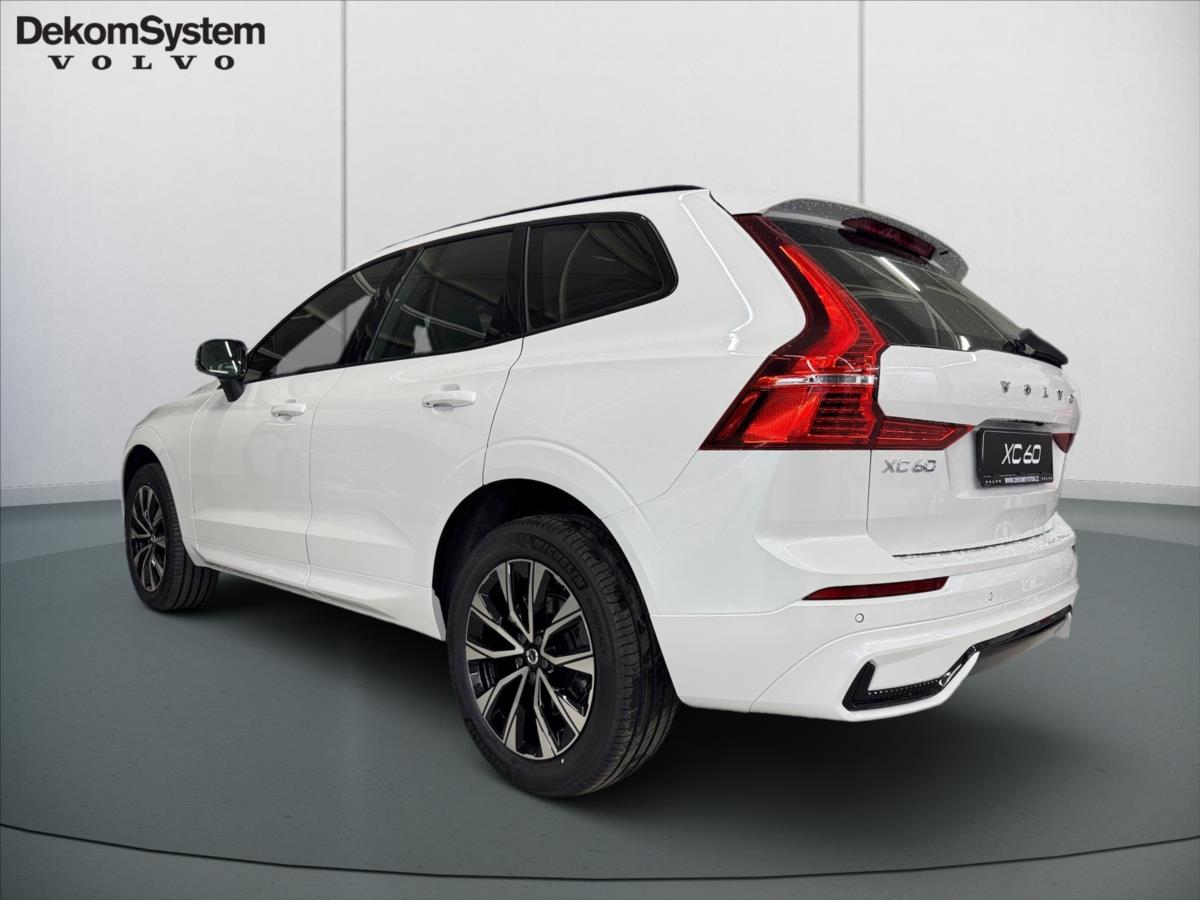 Volvo XC60 2,0 B5 AWD Plus Dark 5949 Volvo XC60 2,0 B5 AWD Plus Dark 5949