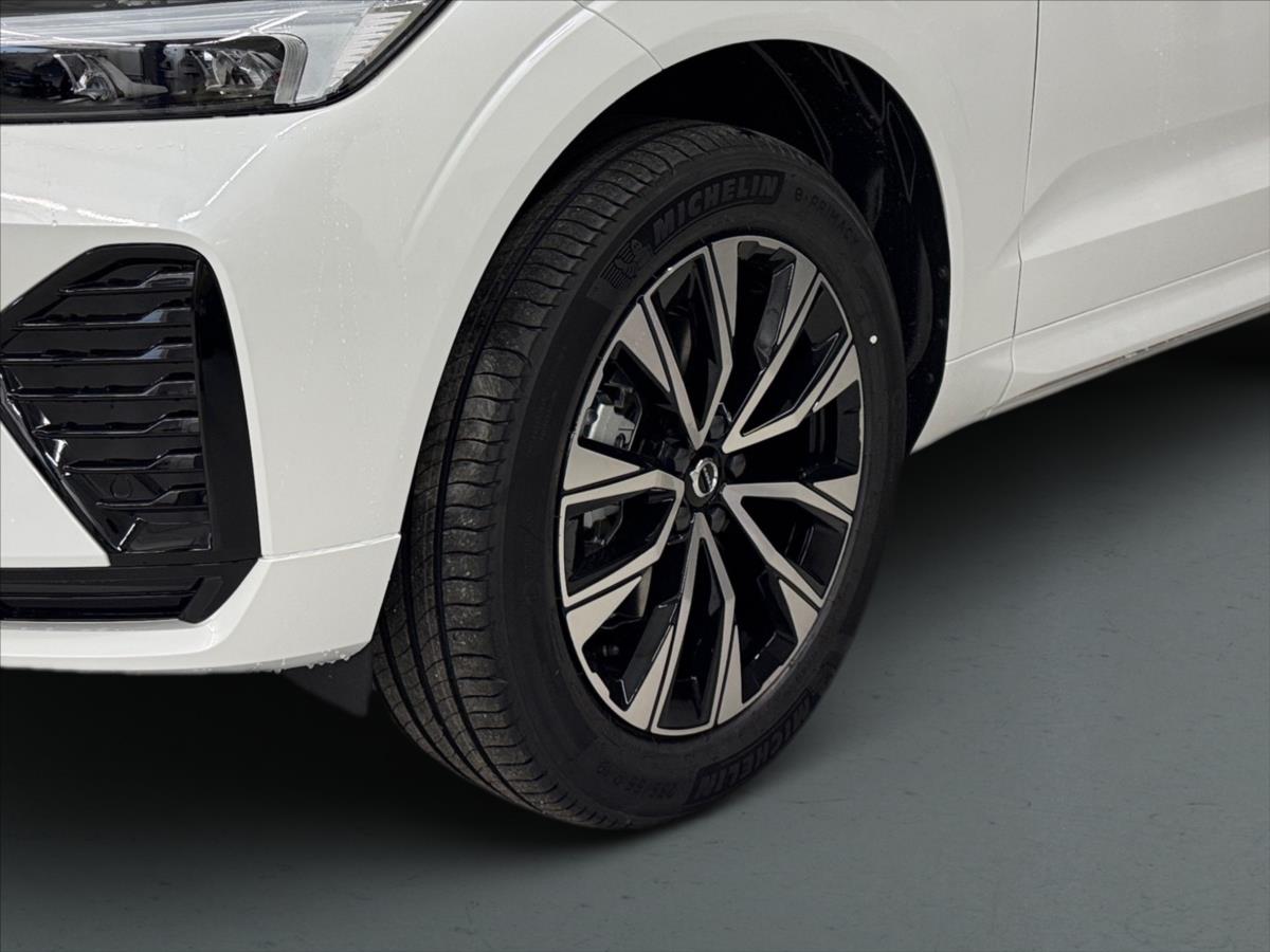 Volvo XC60 2,0 B5 AWD Plus Dark 5949 Volvo XC60 2,0 B5 AWD Plus Dark 5949
