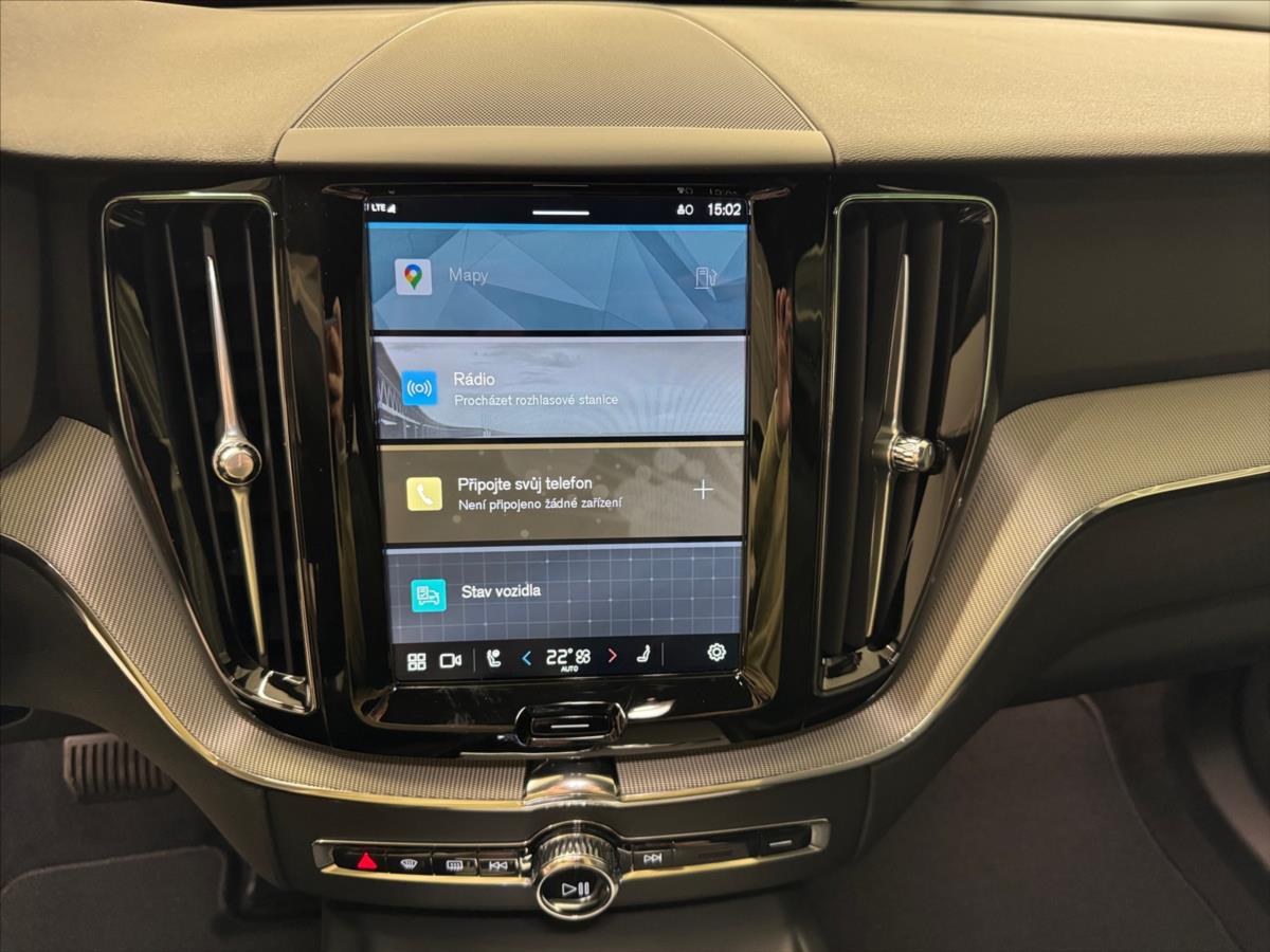 Volvo XC60 2,0 B5 AWD Plus Dark 5949 Volvo XC60 2,0 B5 AWD Plus Dark 5949