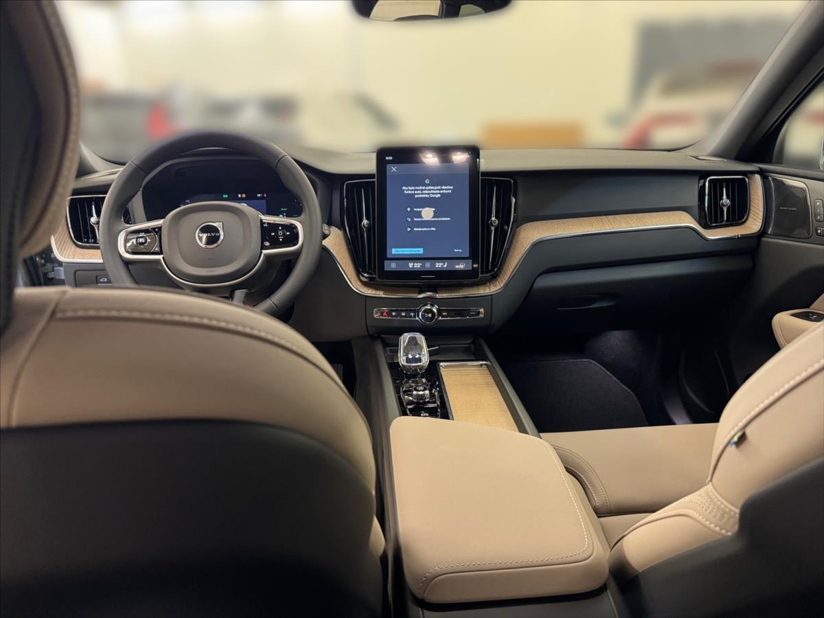 Volvo XC60 2,0 T6 AWD Plus Dark 6887 Volvo XC60 2,0 T6 AWD Plus Dark 6887