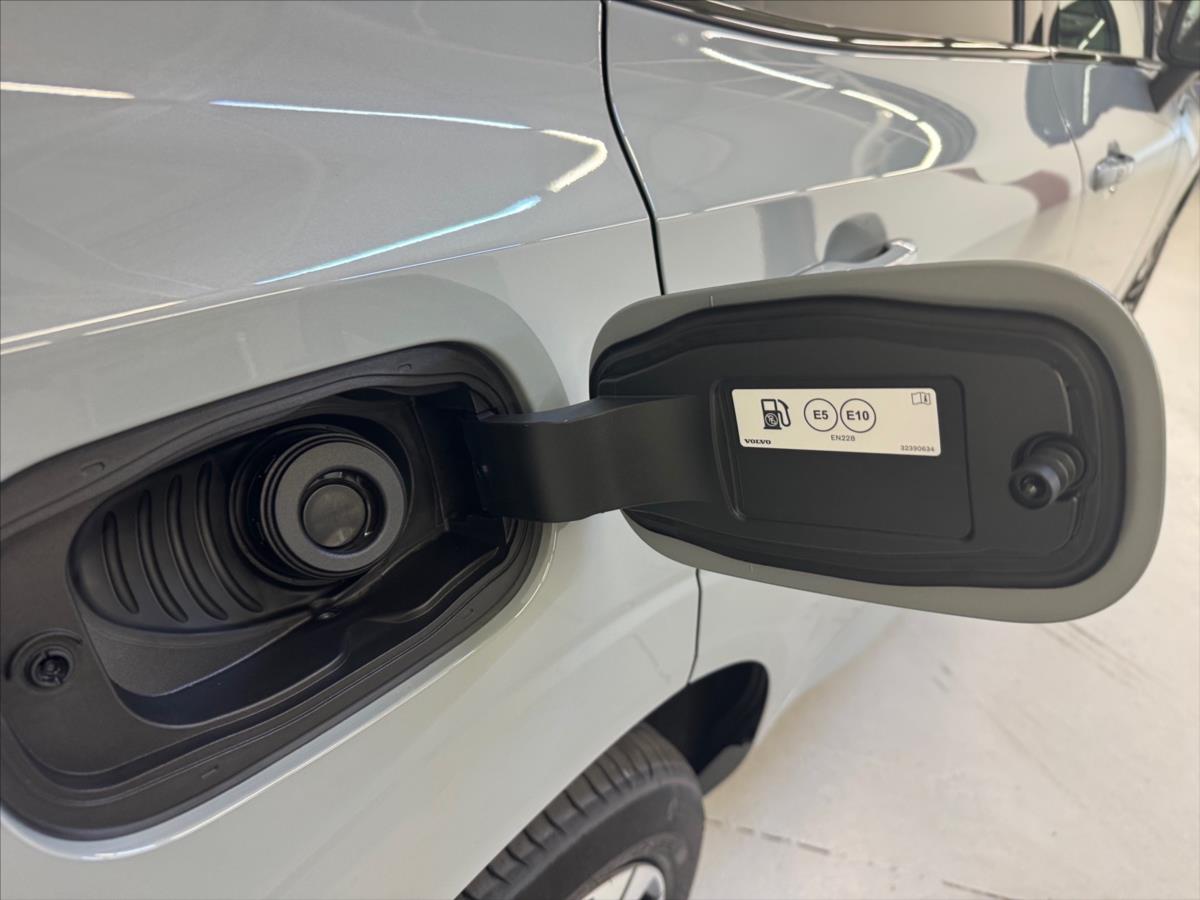Volvo XC60 2,0 XC60T8 Ultra Dark 0347 Volvo XC60 2,0 XC60T8 Ultra Dark 0347