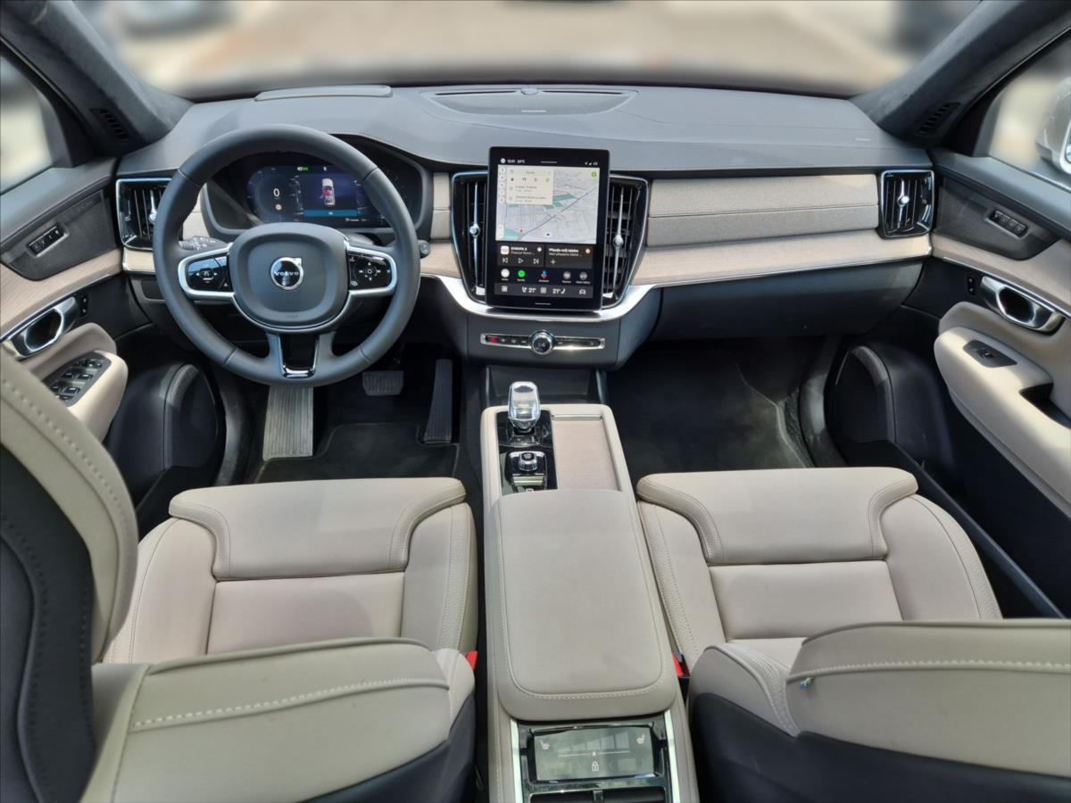 Volvo XC90 2,0 B5 AWD benzin Ultra Bright Volvo XC90 2,0 B5 AWD benzin Ultra Bright